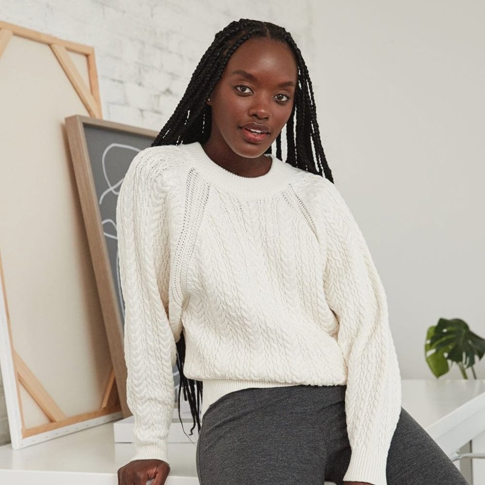 NWT~RW&CO Cable Knit Sweater~Size L~White~Batwing Sleeves